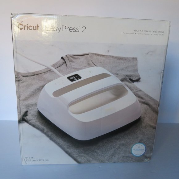 CRICUT EASY PRESS 2 9 X 9 ONE TIME USE ONLY WHITE LIKE NEW - Picture 11 of 11